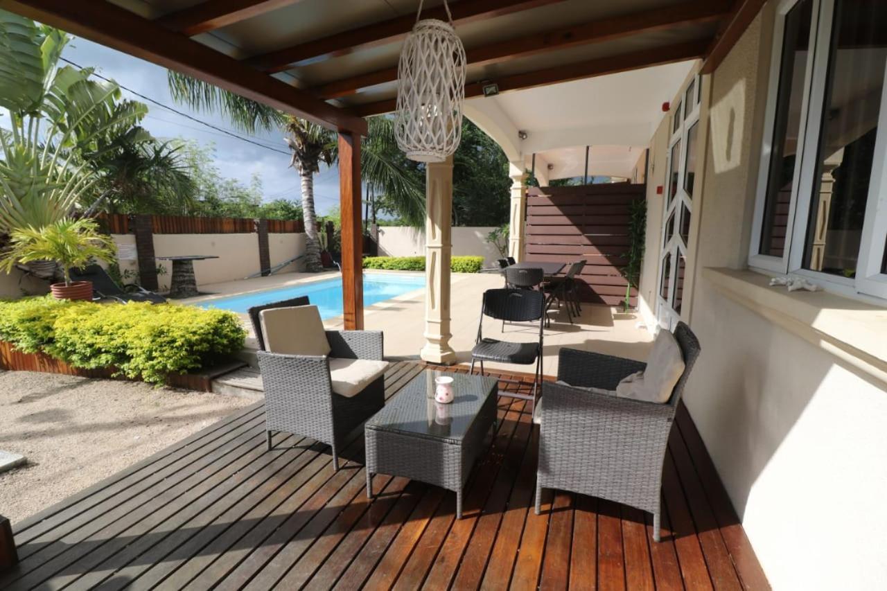 Isola Bella Luxury Villa La Gaulette Exterior photo